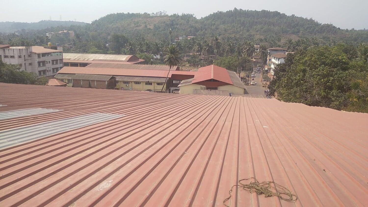 Architectural Kalzip standing seam roofing for IICC New Delhi: Specialized large-span aluminum building envelope by Rishonn & Reyansh for India's premier convention landmark.